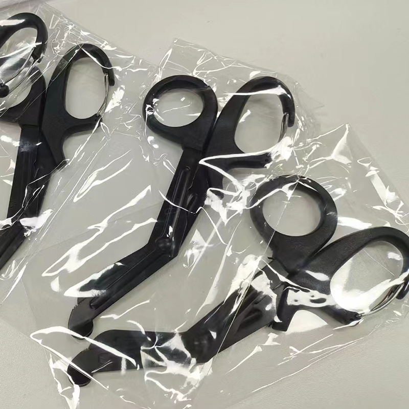 Ножницы медицинские травматологические EDC 150 мм черные