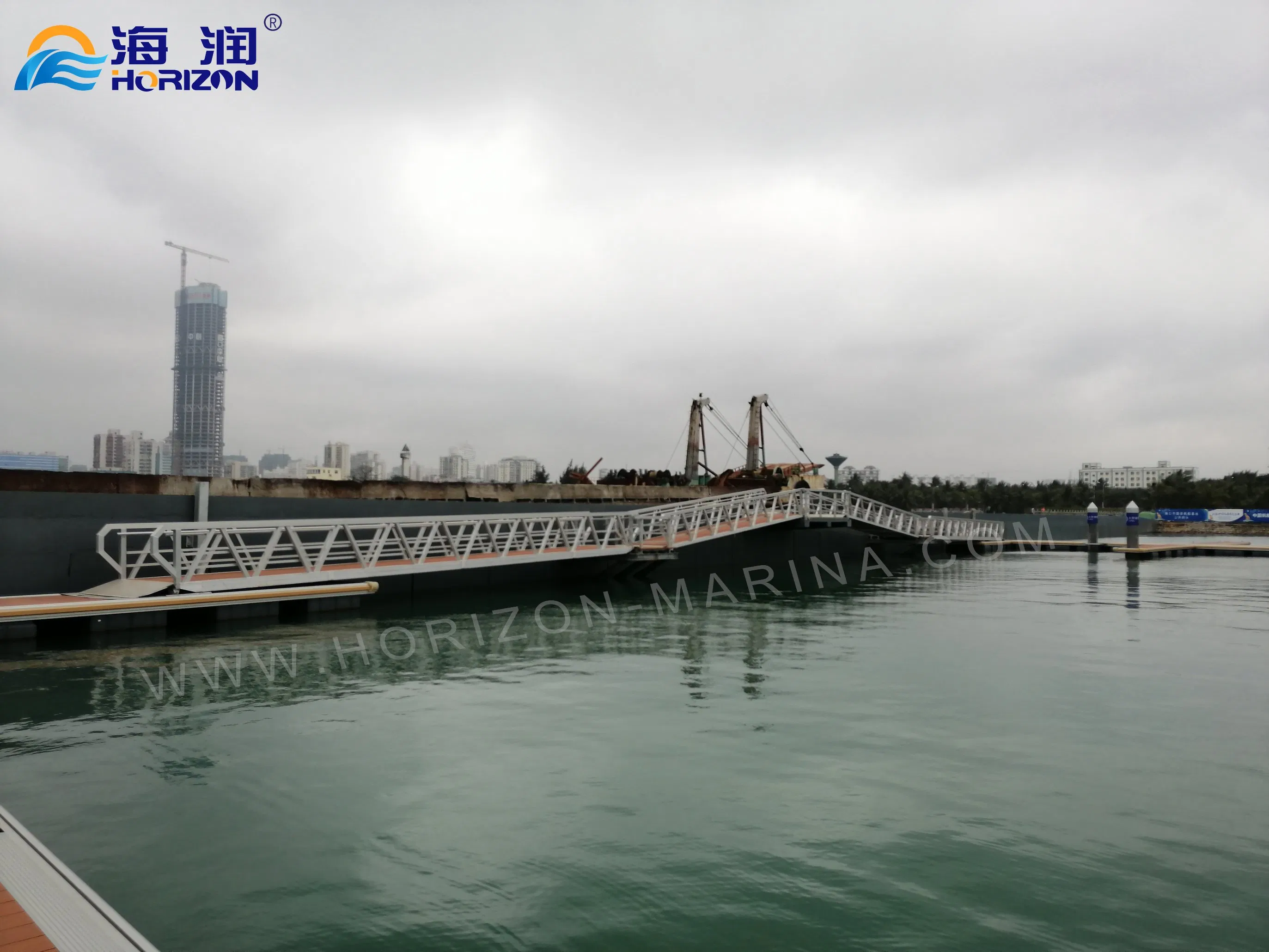 China Manufactured and High Quality Aluminum Alloy Gangway Pontoon