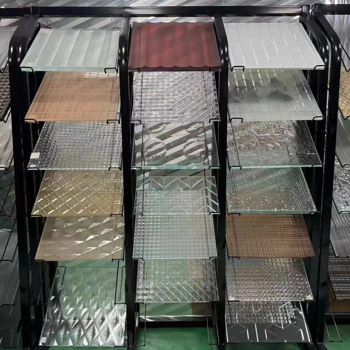 Clear Tempered Decorative Glass with Unique Hot Melt Design