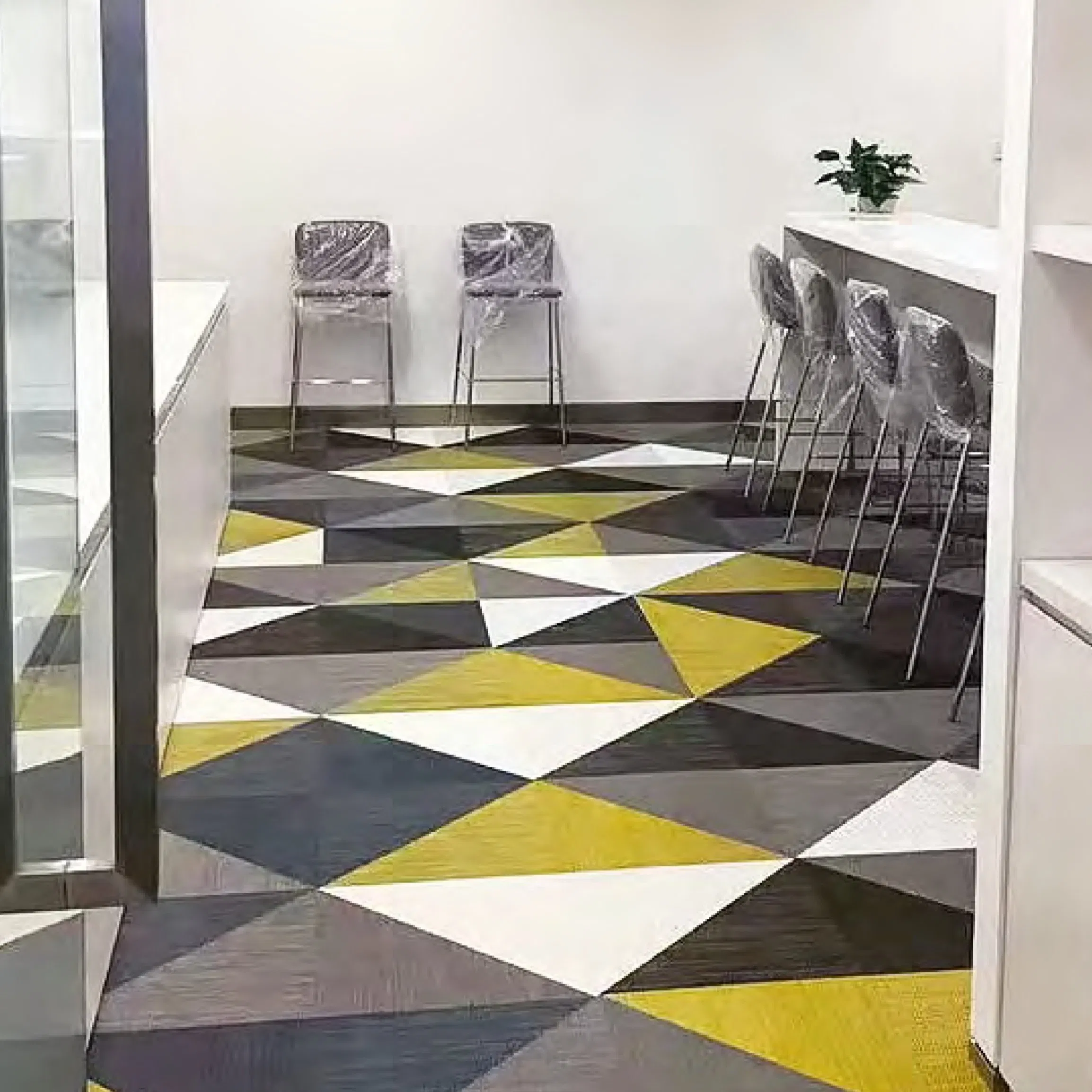 ПВХ ковровое покрытие с противоскользящим покрытием