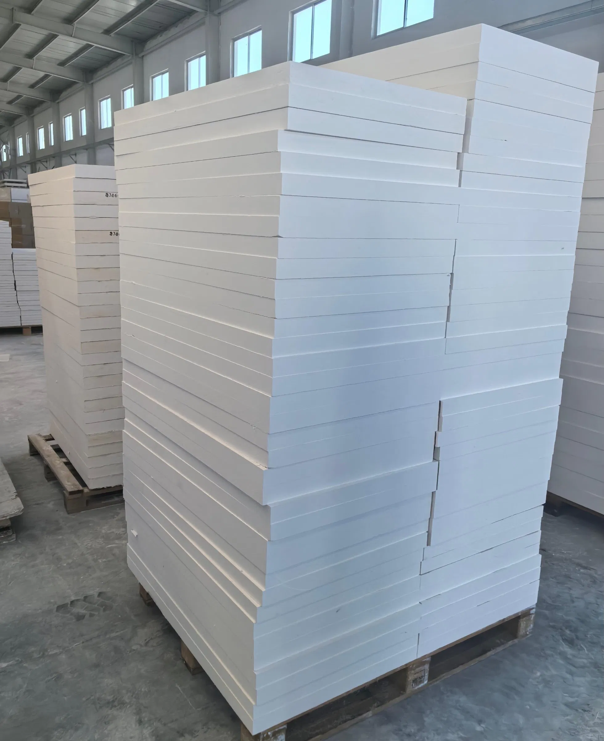 High Density Non Asbestos Fire Rated Installation Fiber Reinforced Wall Acoustic Sheet Refractory Gypsum Panel Fireproof Plate Calcium Silicate Ceiling Board