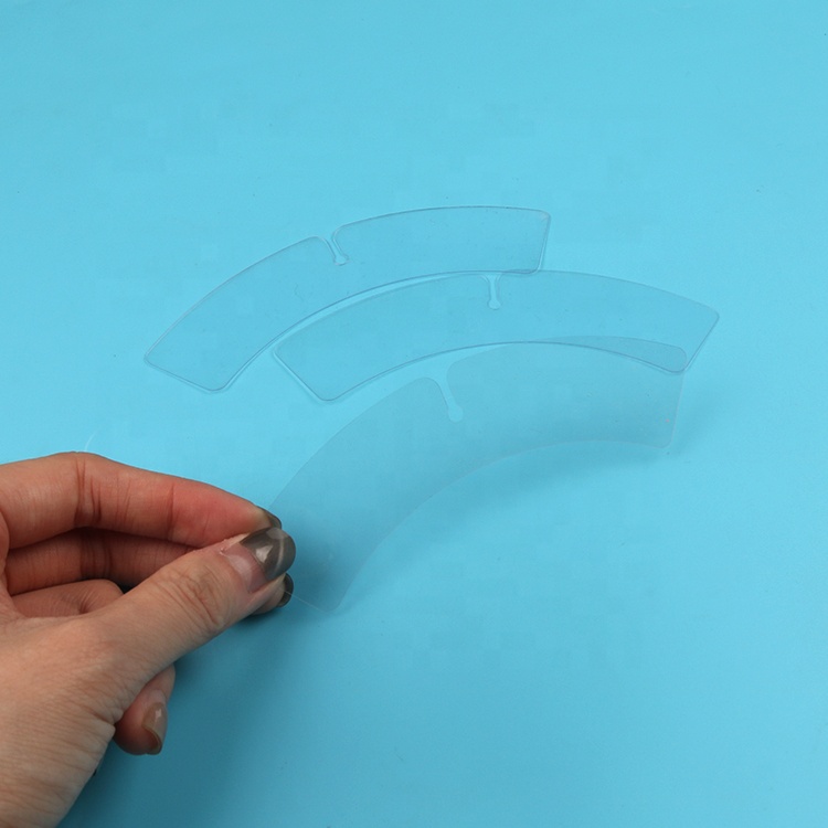 Воротник пластиковый прозрачный для рубашек поло