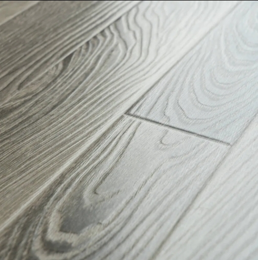 Premium 12mm Eir Wood Texture Anti-Scratch Anti-Slip Home Decoration Laminate Flooring