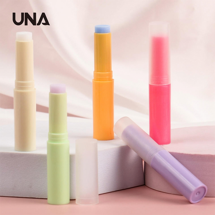 Wholesale Vegan Fruity SPF Lip Balm Tube with Stick Organic Natural Glossy Vitamin E Lip Balm Custom Logo