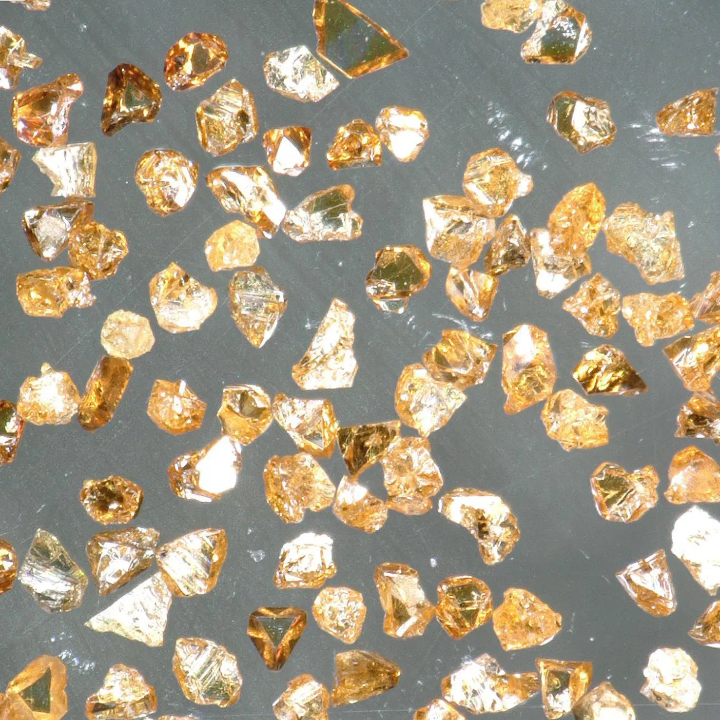 Порошок кубического нитрида бора CBN черный абразивный