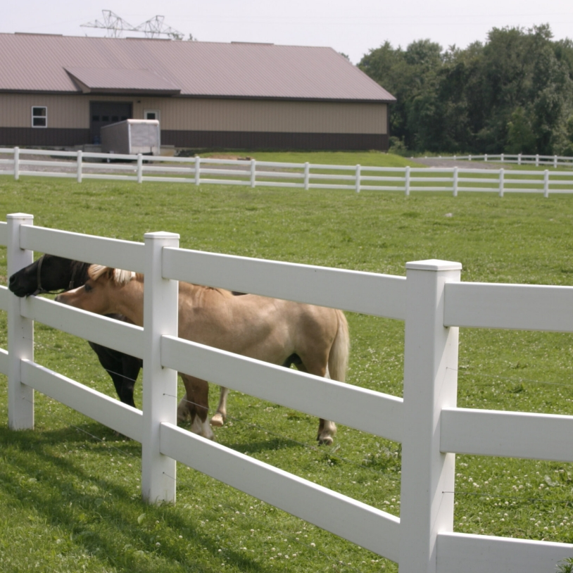 Premium Plastic Vinyl PVC Ranch Fence for Sheep Horse Farm Fencing
