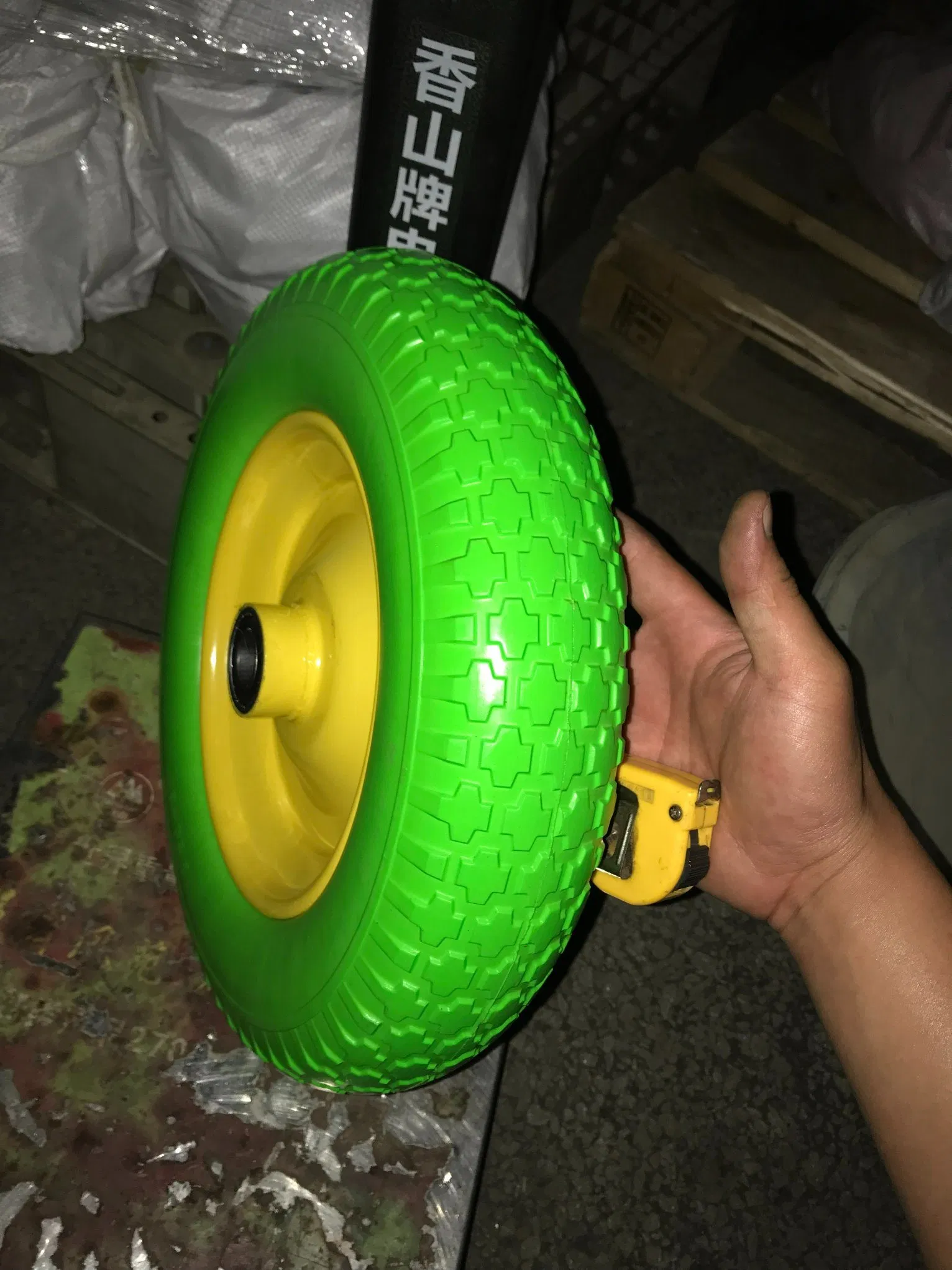 High Quality Wheelbarrow Wheel 400-8 Wheel