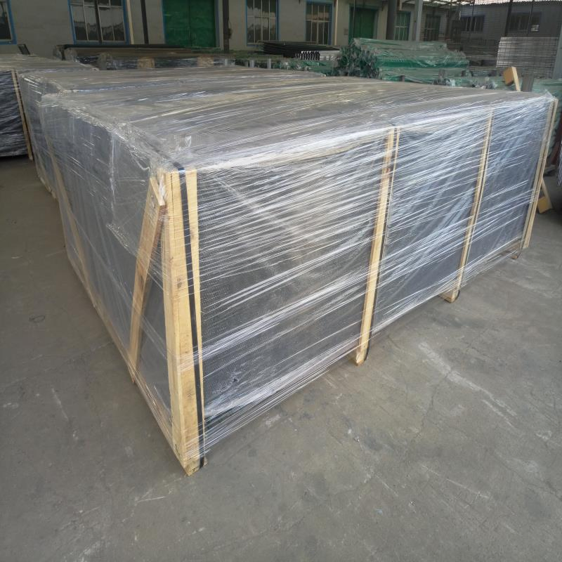 Low Carbon Steel Wire Mesh Fence