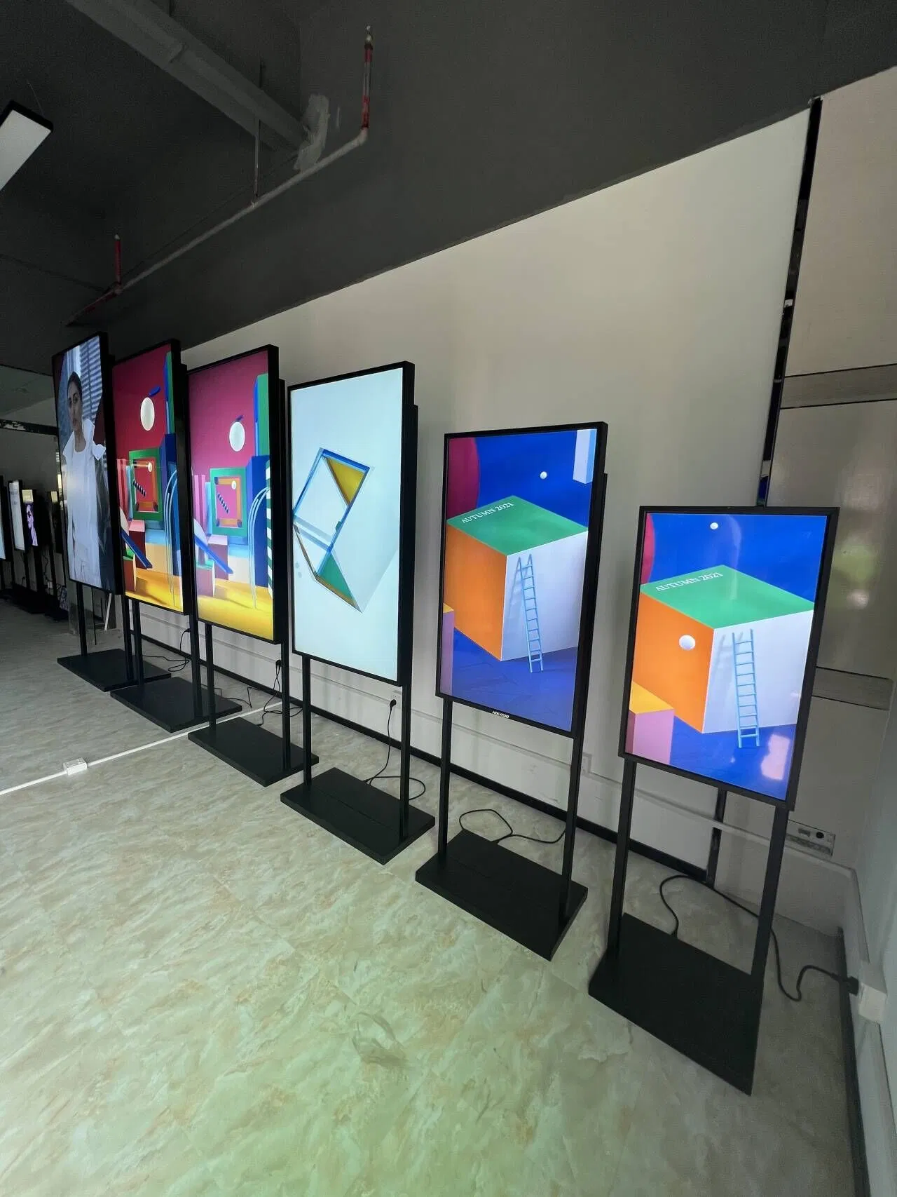 Indoor Double-Sided Shop Window Advertising Screen Display Signage Kiosk