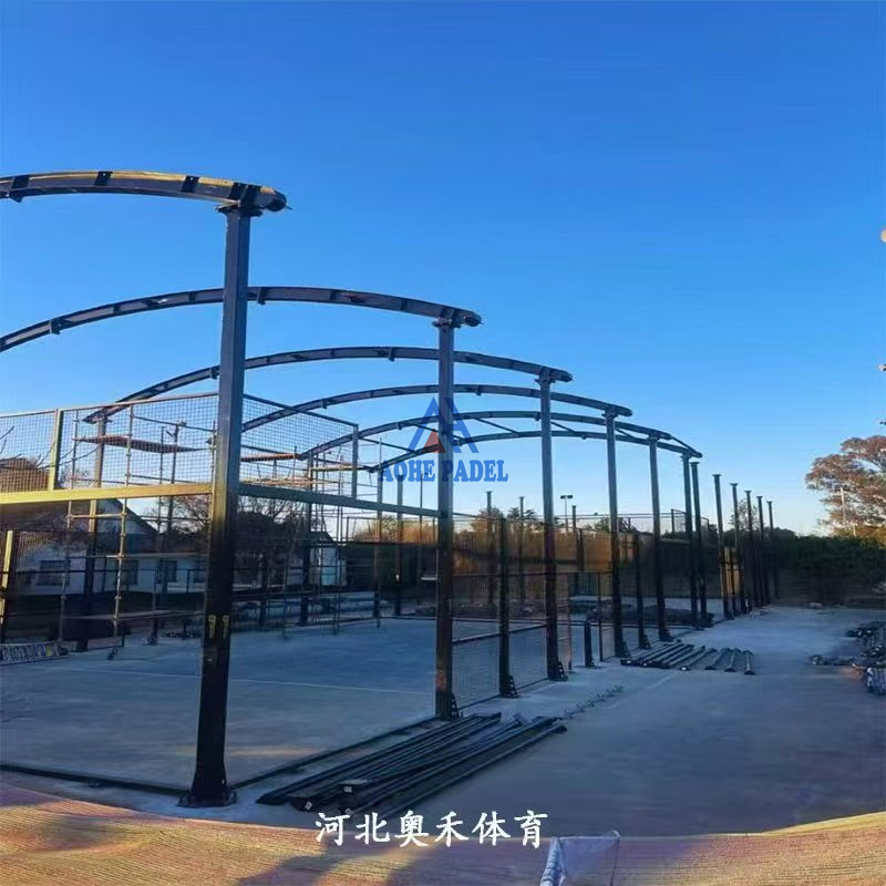 Customized Size Outdoor Indoor Panoramic Padel Court Cost Portable Paddle Tennis Court with Roof