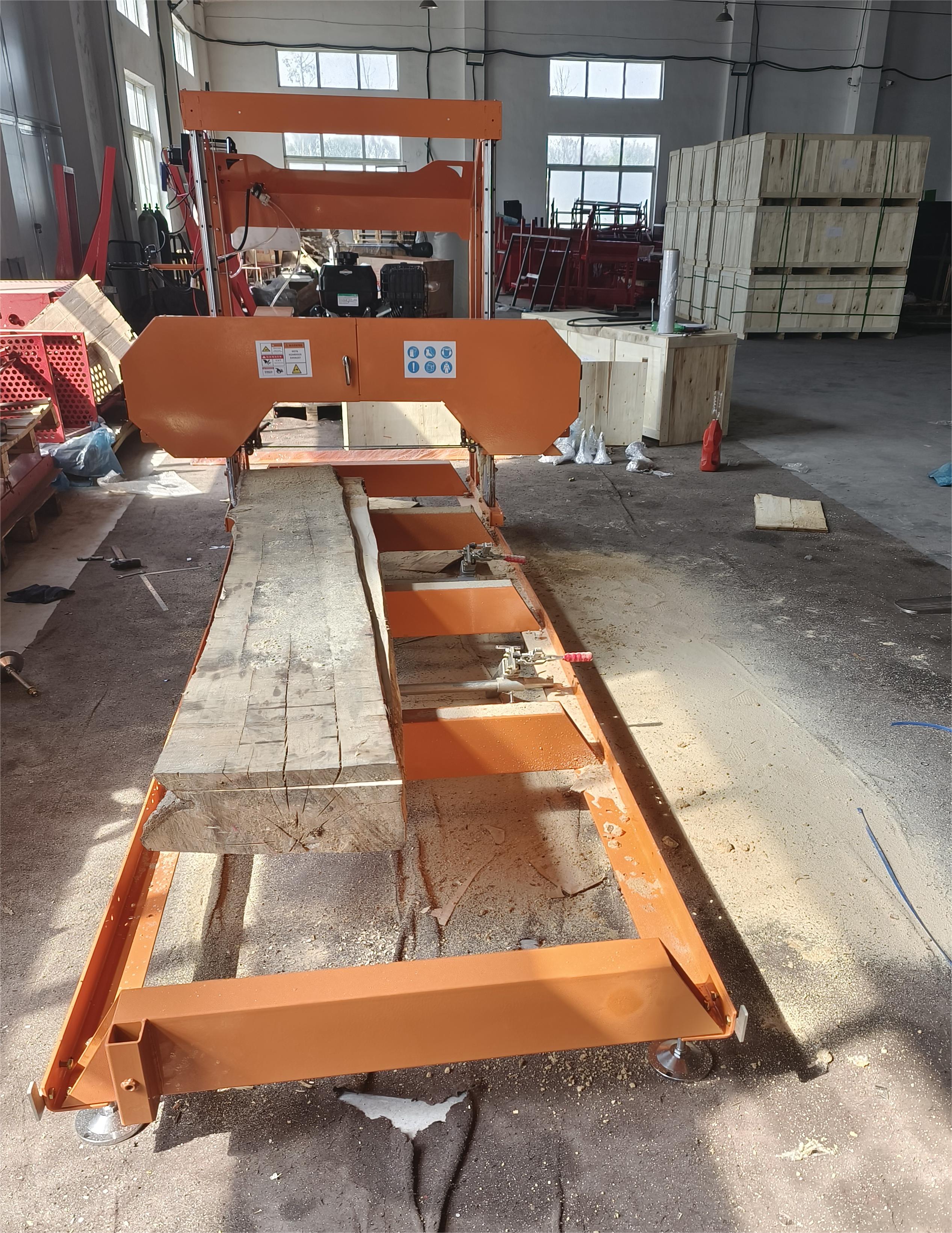 Пила ленточная горизонтальная автоматическая для бревен