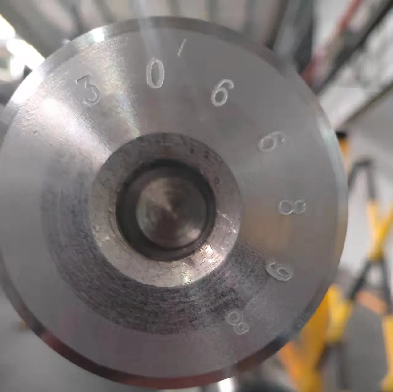 Распредвал Cummins K-Series 3066898 3042568