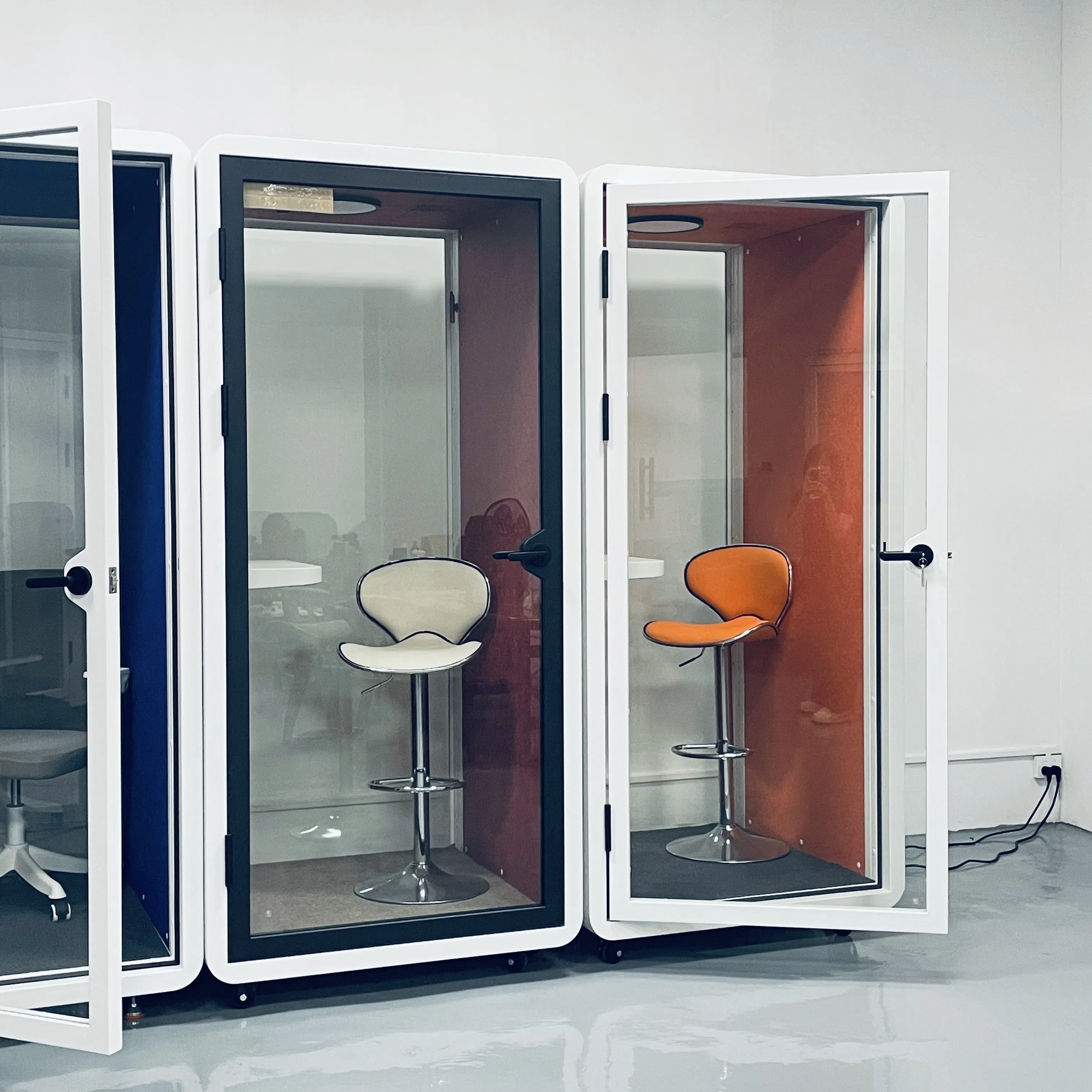 Convertible Acoustic Booth for Ultimate Sound Isolation Experience