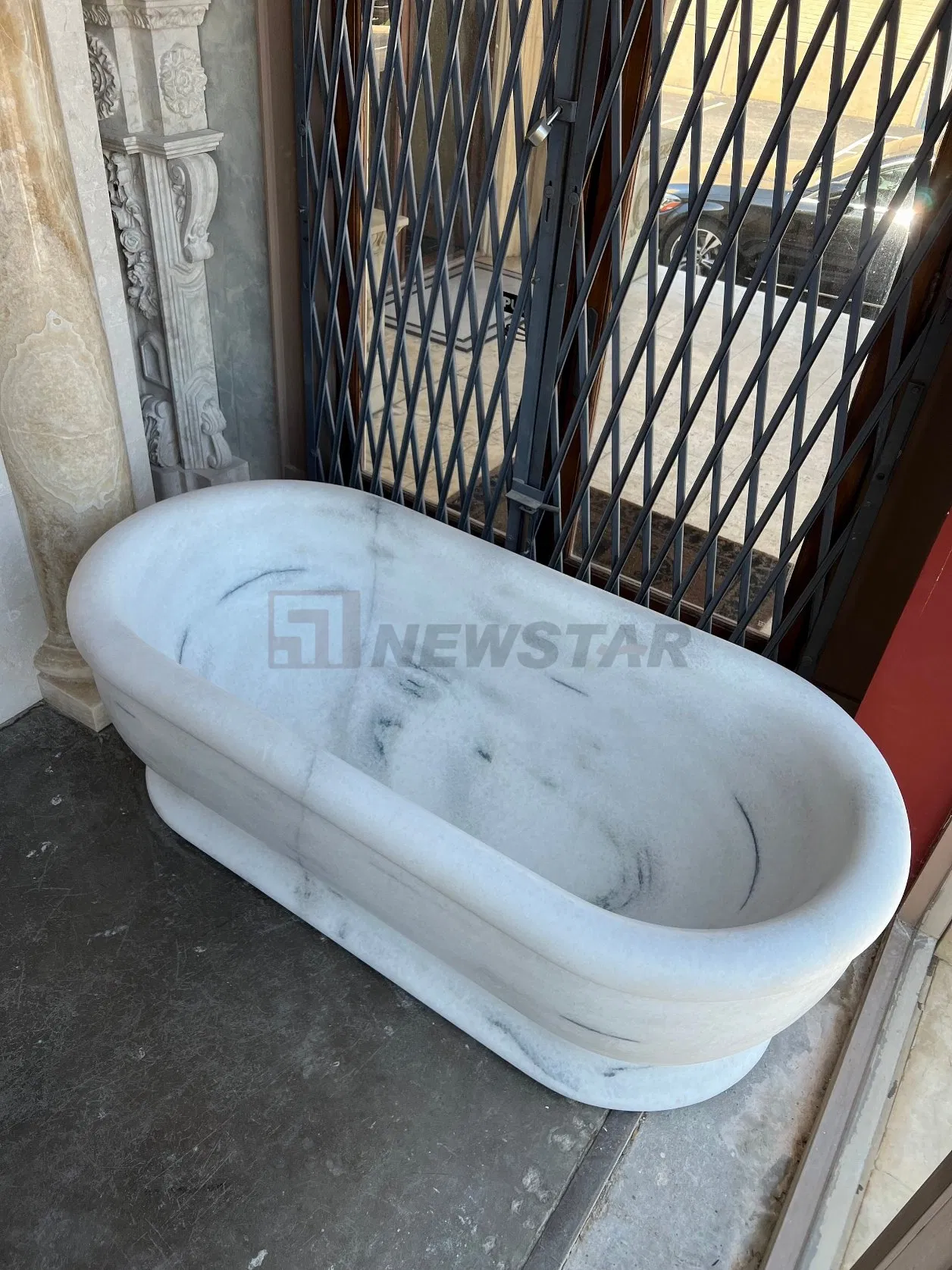 Outdoor Luxury Custom Marble Stand Alone Bathtub Bathroom Stone Surface Freestanding Bathtub