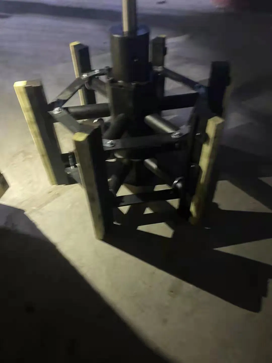 900mm Big Diameter Deep Hole Honing Head Hole Grining Tool