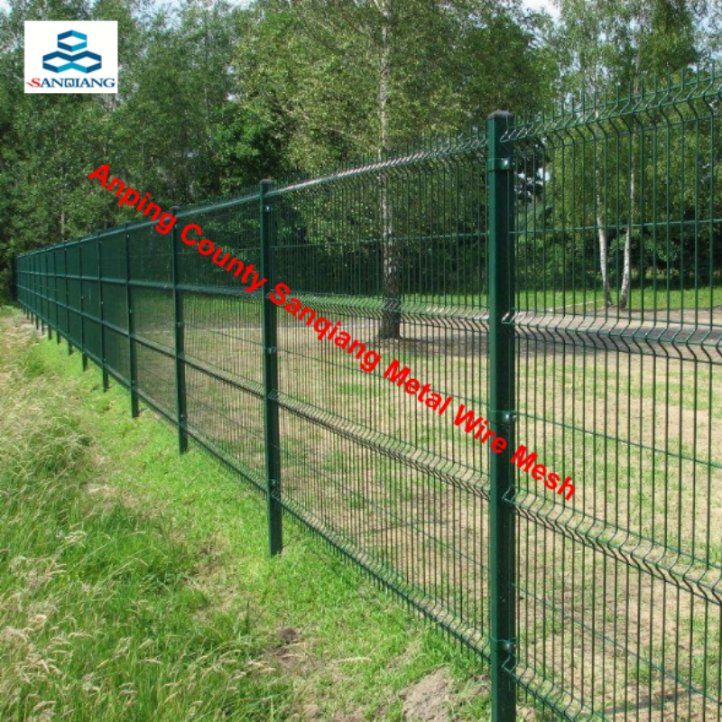 Galvanized Anti Corrosion Safety Protection Welded Fence for Rural Farmyards