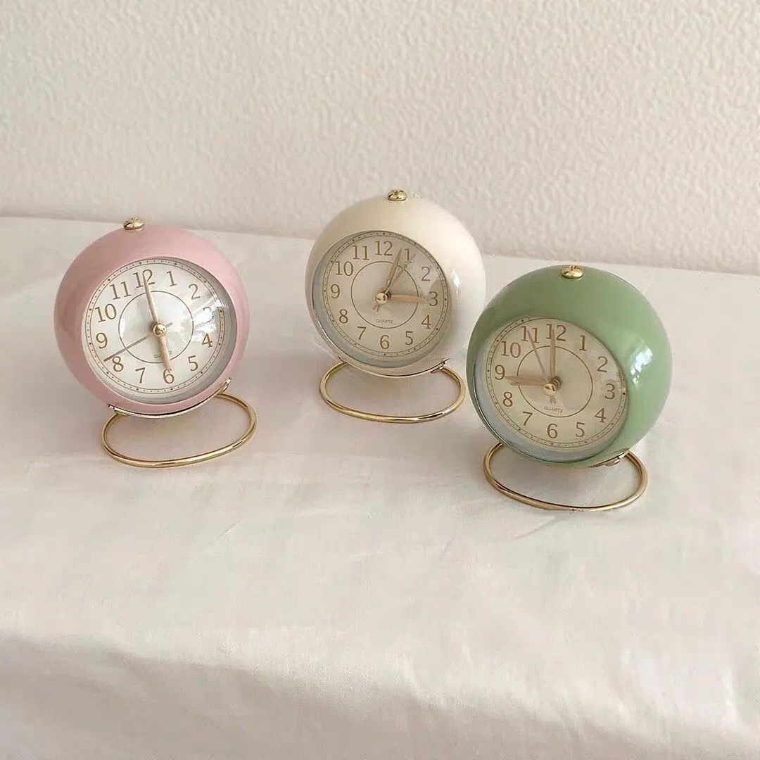 Small Table Clocks, Classic Non-Ticking Tabletop Alarm Clock