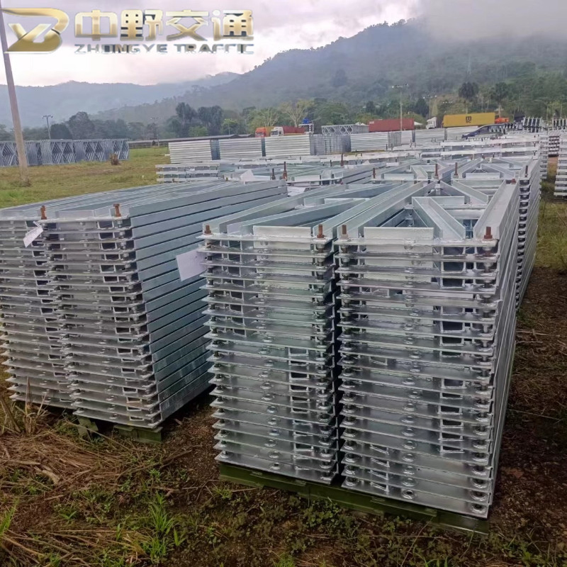 Long-Life 200-Type Prefabricated Highway Compact Galvanized Portable 200 Bailey Steel Truss Bridge with Anti-Corrosion Coating