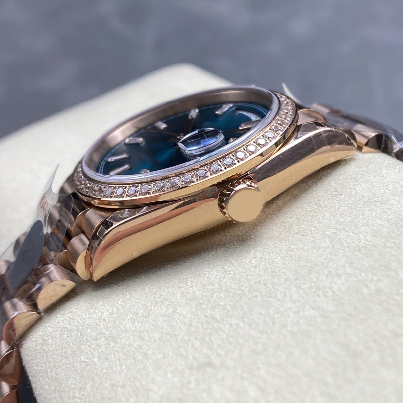 5A C+ FC Factory Fashion Luxury Diamond 36mm Gift Woman Watch Casual Calendar Automatic Mechanical Watch