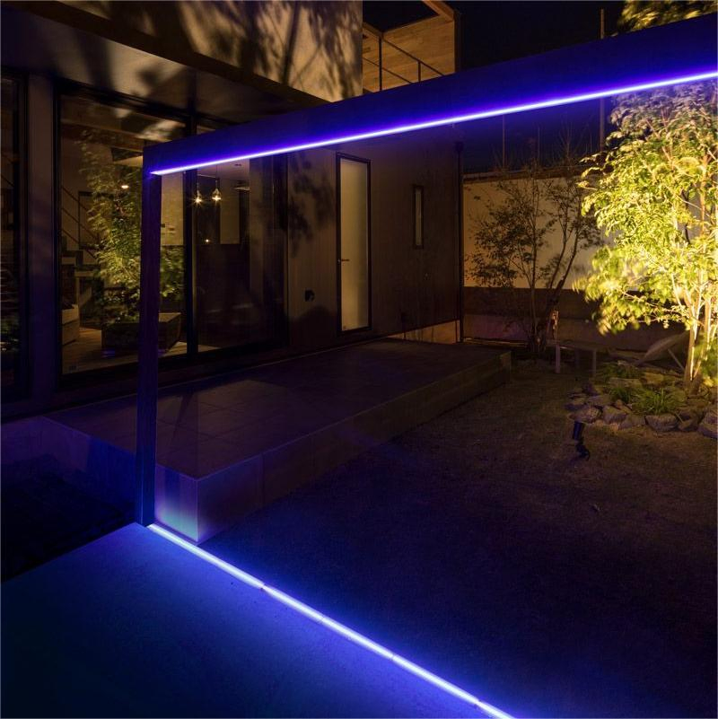 Modern LED U-Channel Glass Balustrade Aluminum Base Frameless Railing for Balcony Terrace