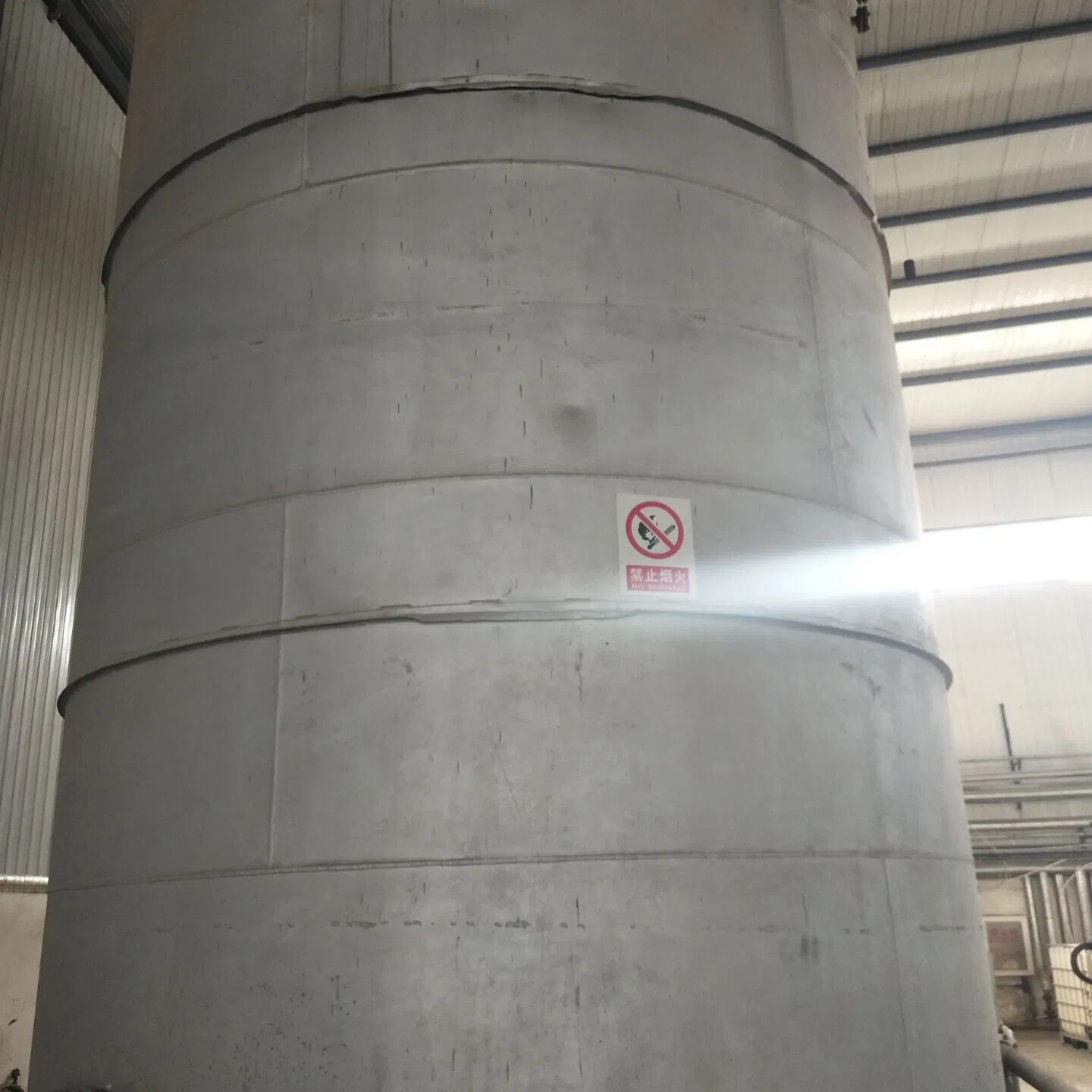 Quality Sheathing Tape with Aggressive Solvent Adhesive