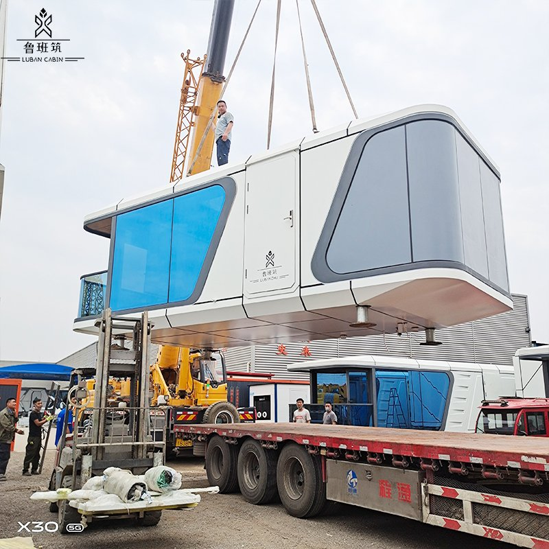 Soundproof Mini Office Pods Outdoor Meeting Room Smart Work Space/ Prefab Capsule House/Apple Cabin