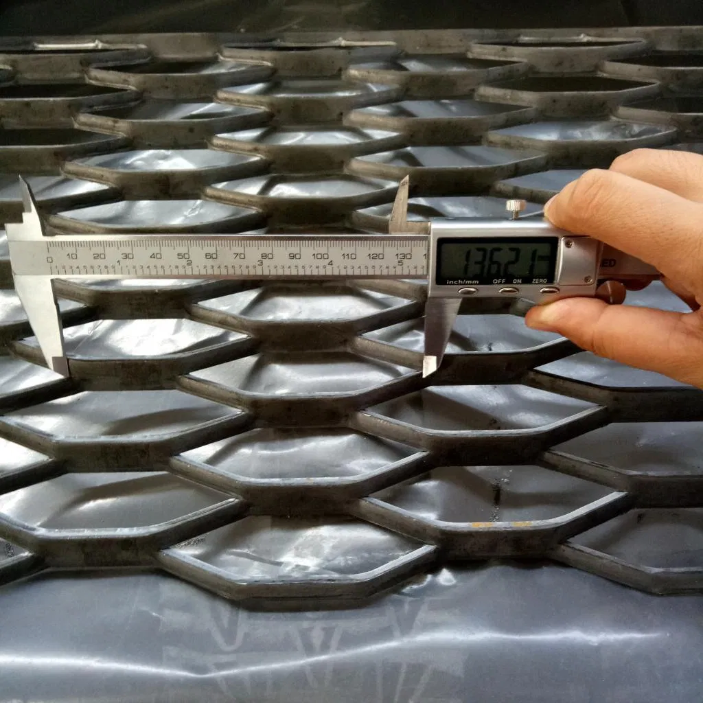 Tec-Sieve Expanded Metal Grating in Carbon Steel