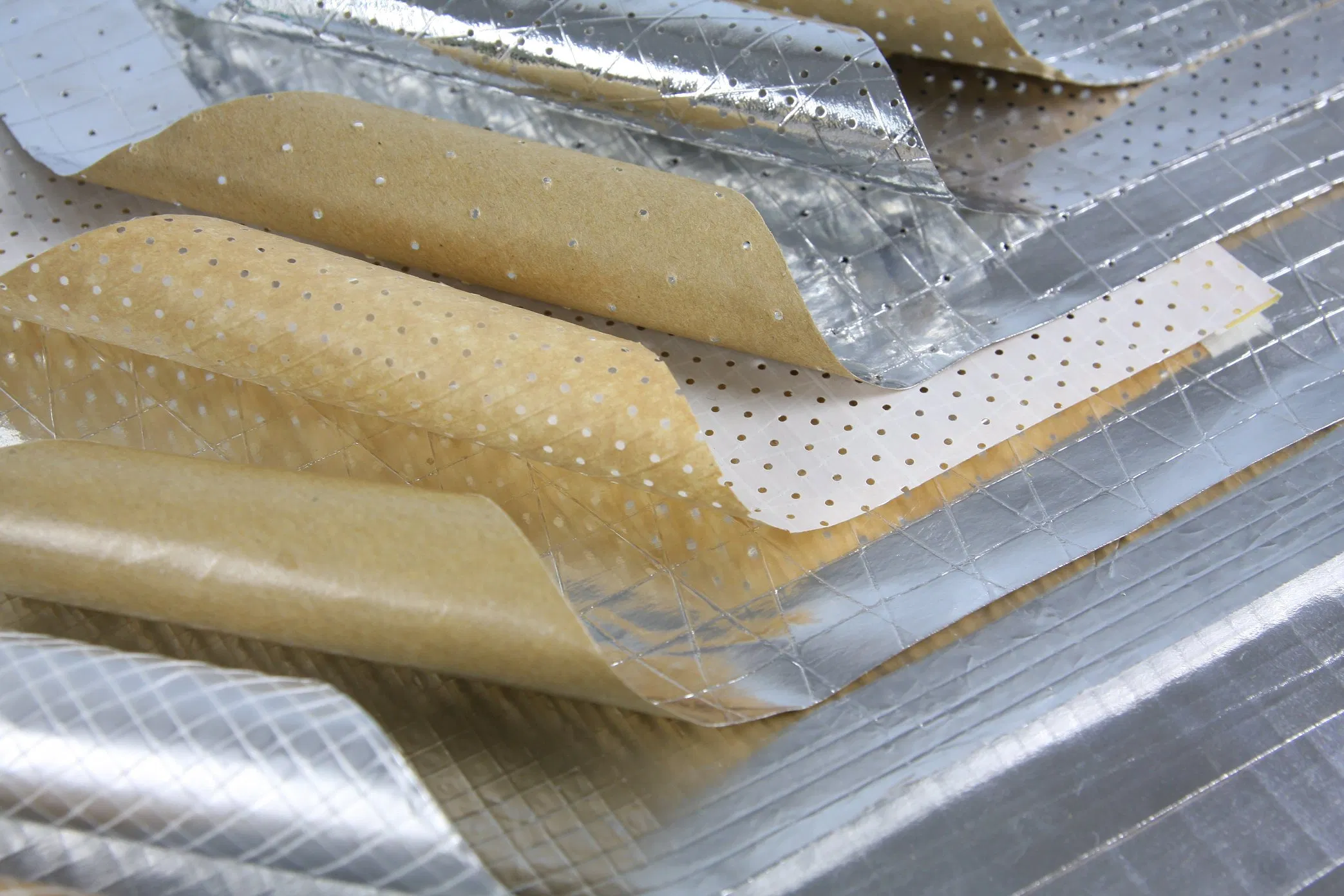Aluminum Foil Heat-Sealing Foil-Scrim-Kraft Facing