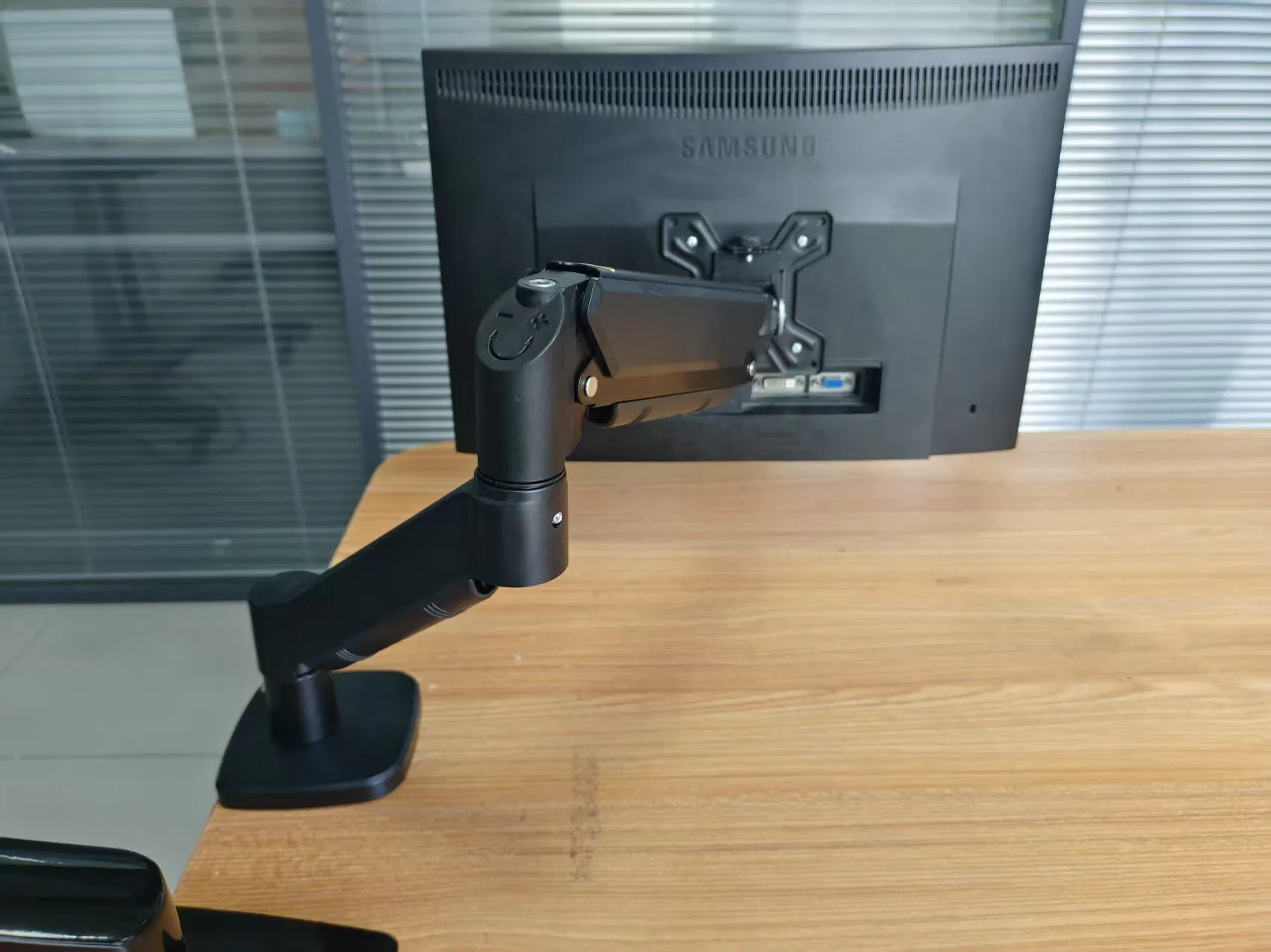 Standard Type Gas Spring Single Arm Monitor Wall Mount for Below 32 Inch Screens - Full Motion Adjustable Arm Holds up to 19lbs, Vesa 75X75/100X100mm Bracket Co