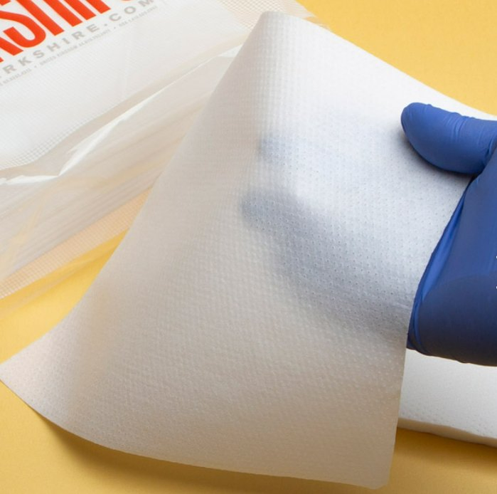 Cooling Without Alcohol OEM Soft Pack, Plastic Tube and So on Towel Clean Cloth