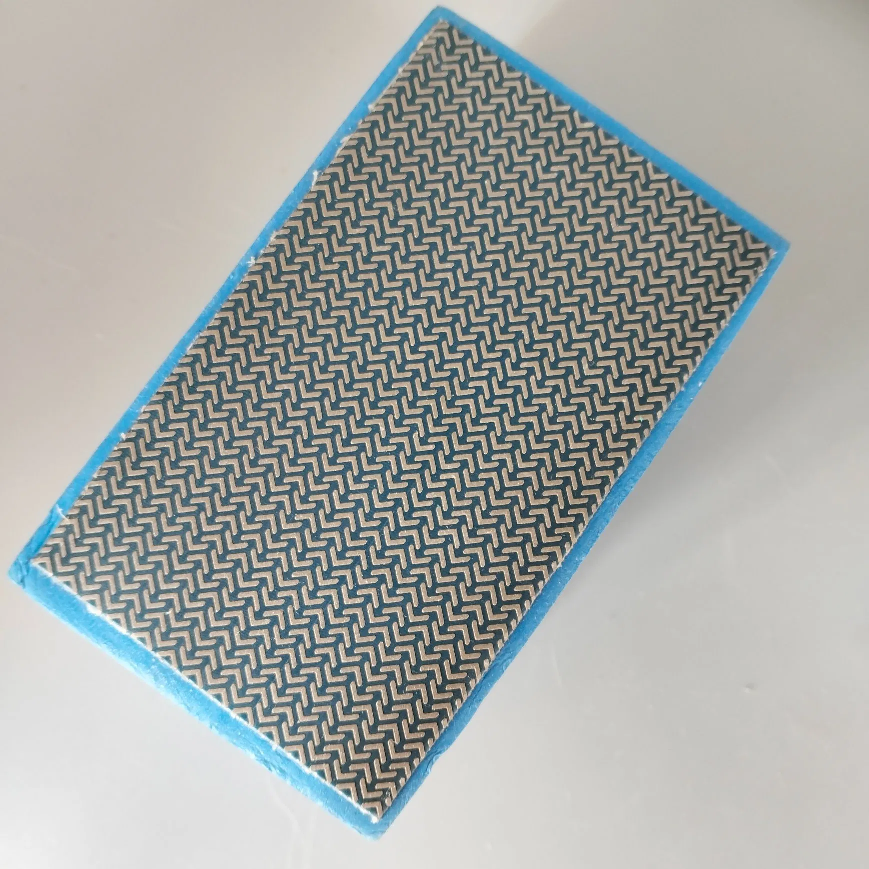 Transform Your Finishing Work with High-Quality Diamond Hand Pads