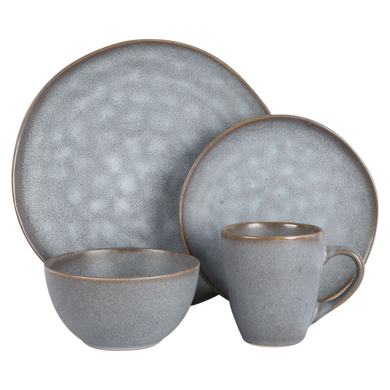 Modern Design Ceramic Plate Set for Contemporary Table Settings
