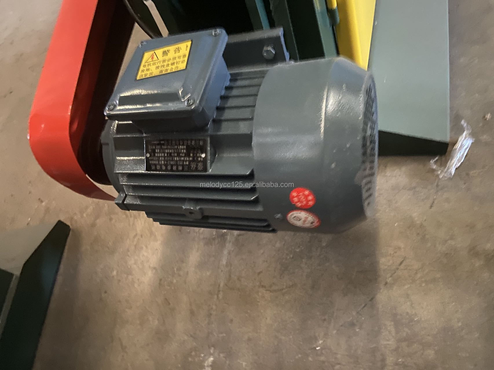 Ленточная пила промышленная многофункциональная MJ346