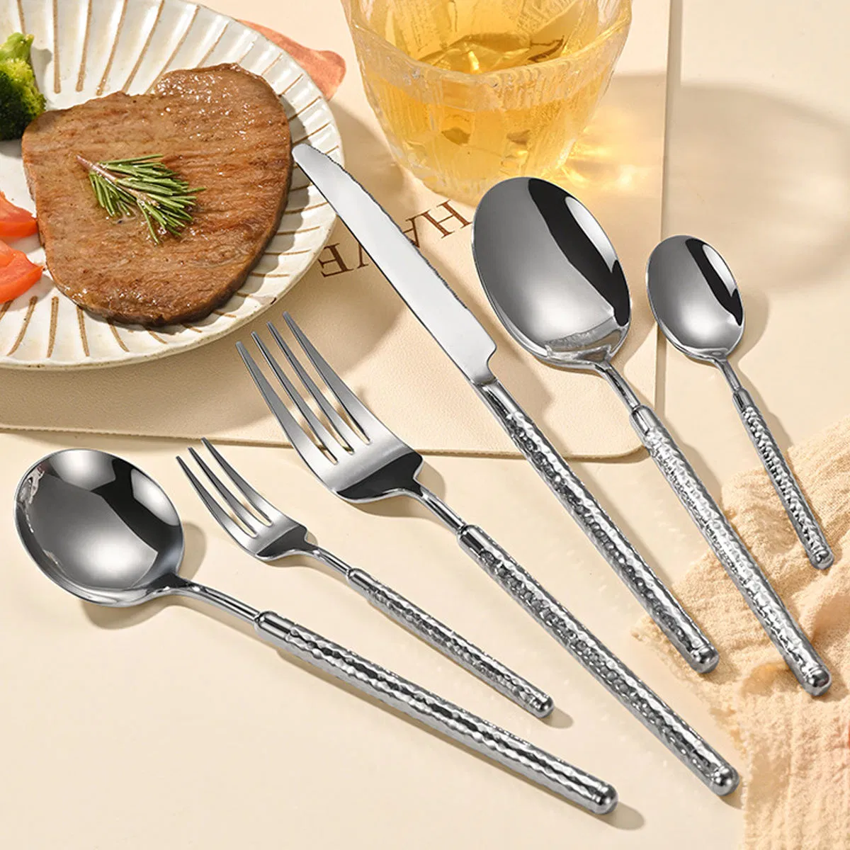 Stylish Eco-Friendly Flatware Collection for Hotel and Party Use