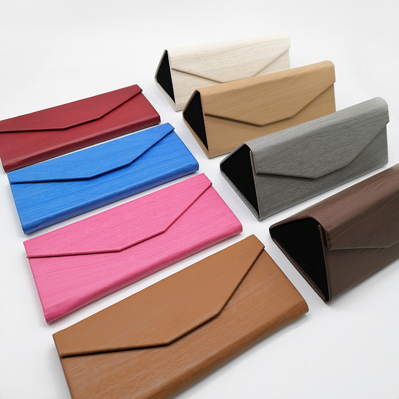 Customized Logo Eyewear Cases Triangle Shape Foldable Eco-Friendly Paper Eyeglasses Case New Sunglasses Storage Box
