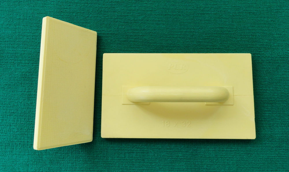 Versatile Bricklaying Trowel with Durable Wooden Handle for Construction