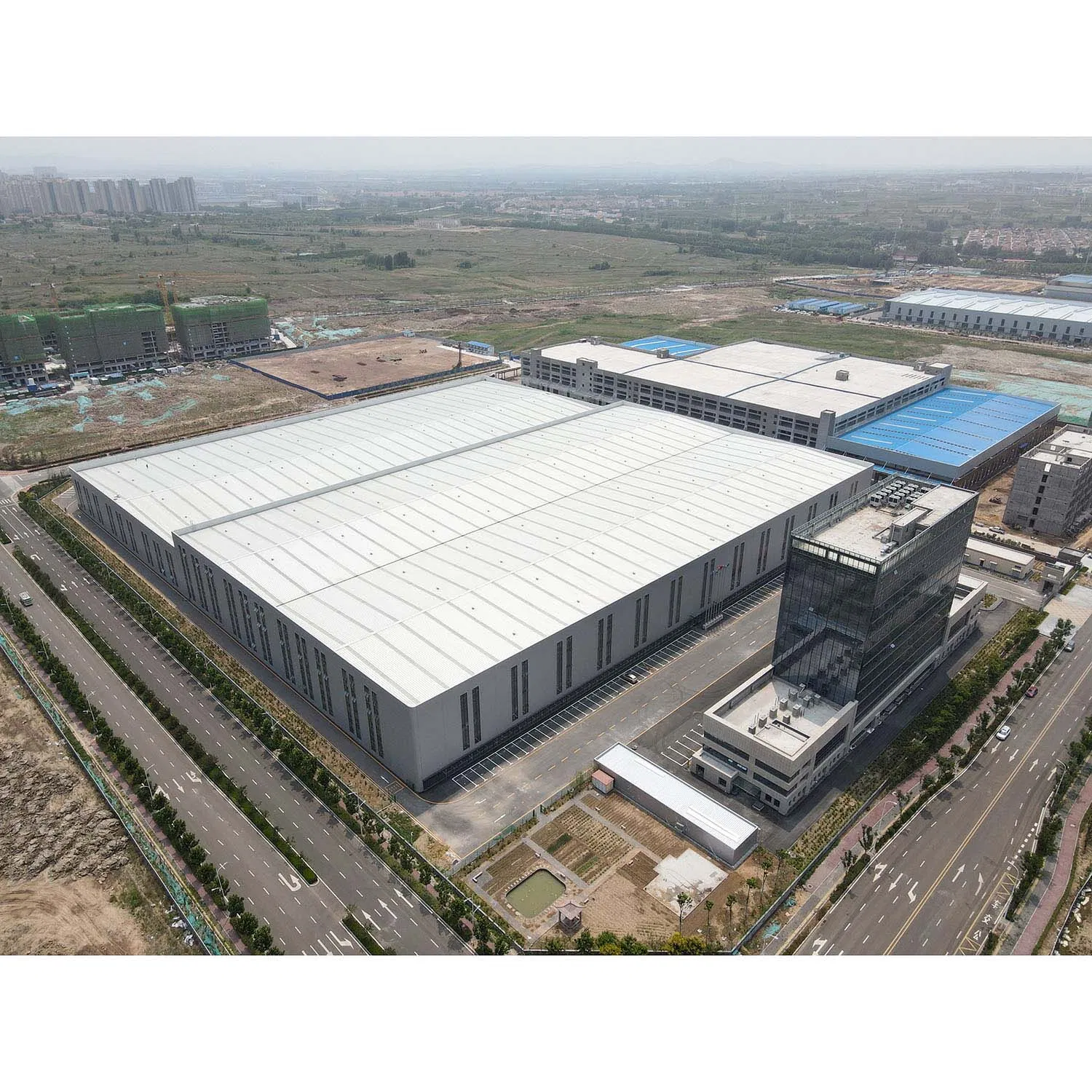 Pre-Engineering Prefabricated/ Prefab Building Workshop Building Warehouse Building Light Industrial Design Workshop Steel Frame Structure