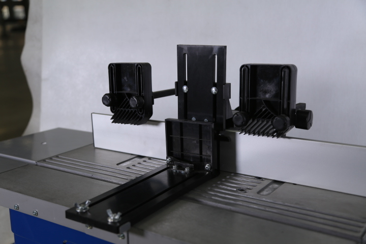 Hot Sale Vertical Spindle Moulder with 2 Extension Tables for Carpentry