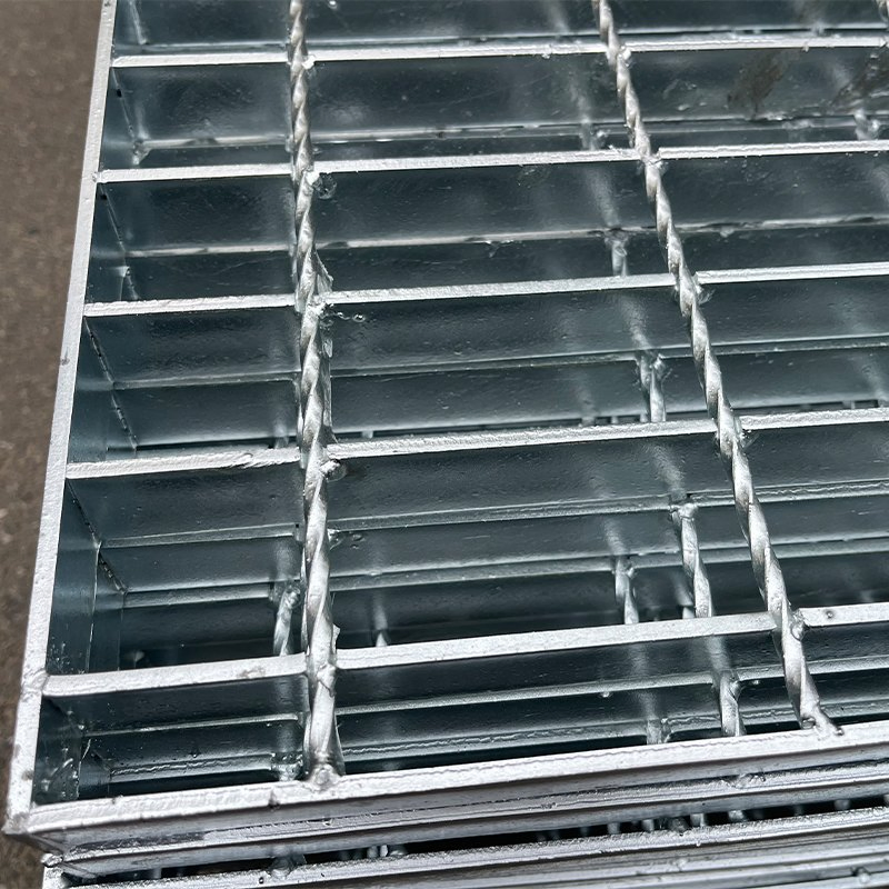Custom Drain Covers Hot Dipped Galvanised Walkway Heavy Duty Steel Grating