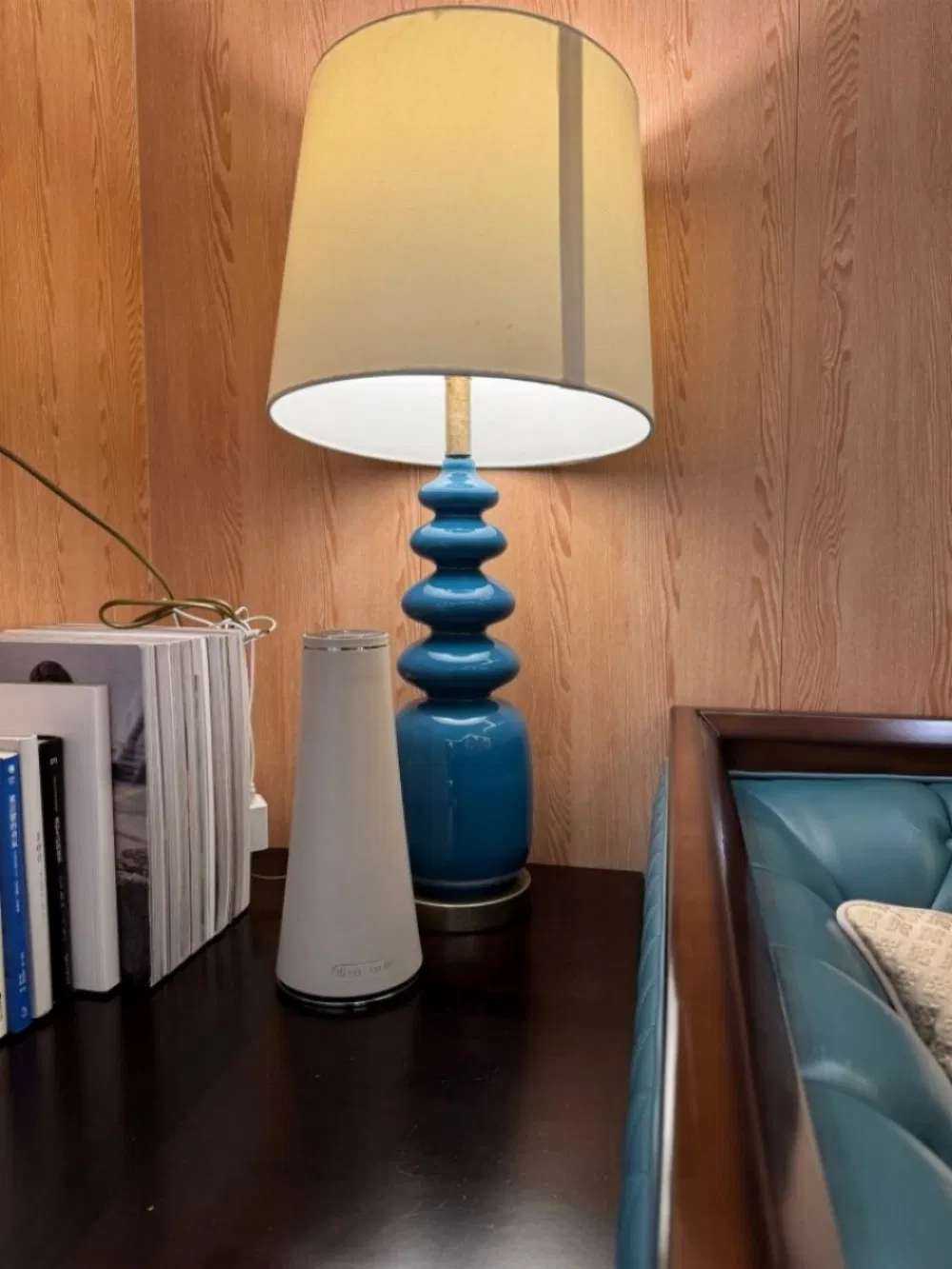 Air Refreshing Wear Resistant Scent Diffuser Machine with Timing Function for Hotel