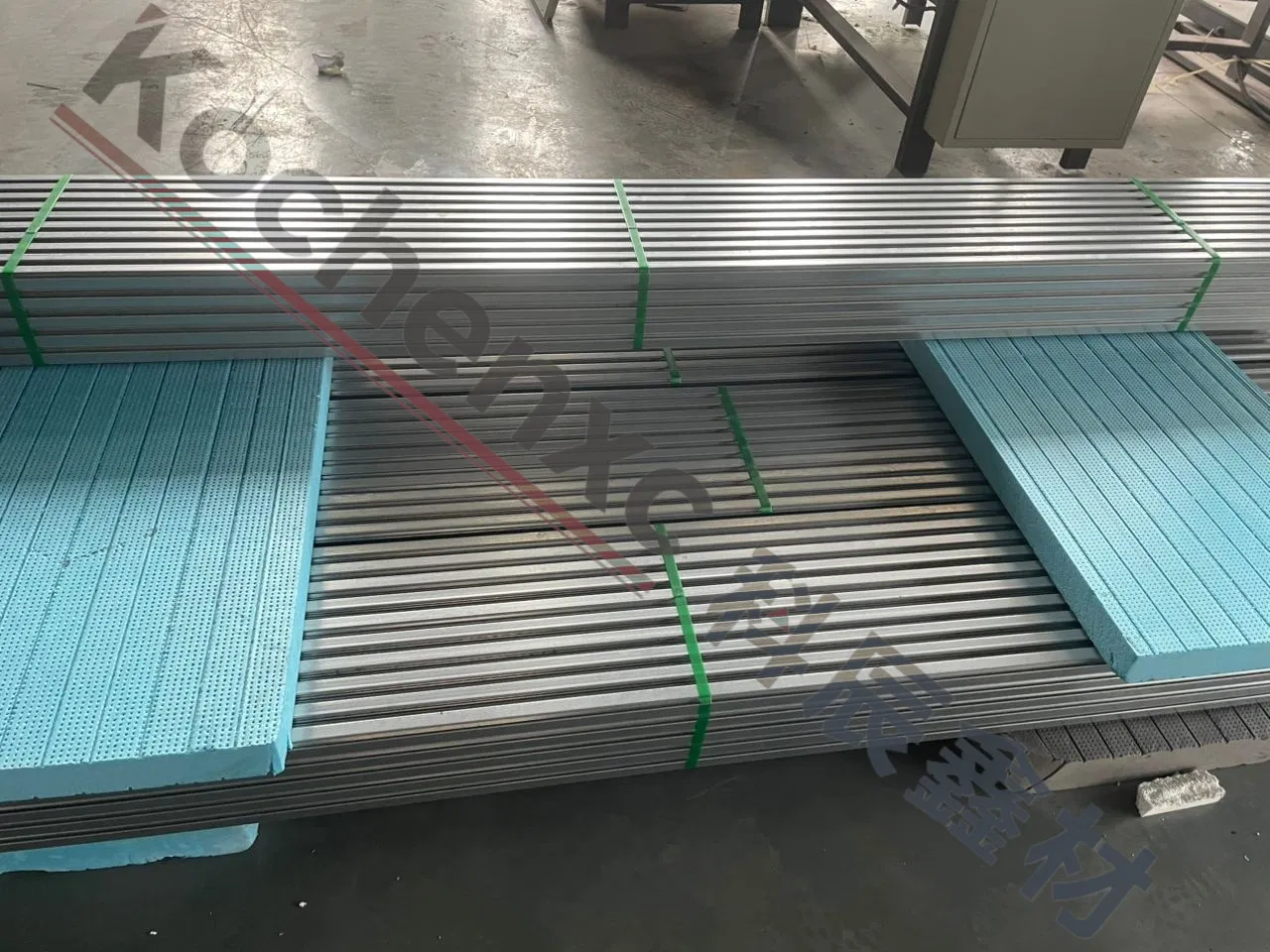 Quick Installation of Metal Keel (for partition wall decoration)