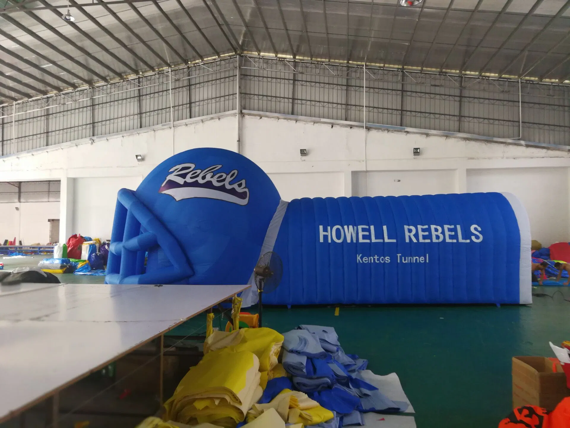 2023 New Hot Sale Inflatable Bulldog Tunnel for Sports