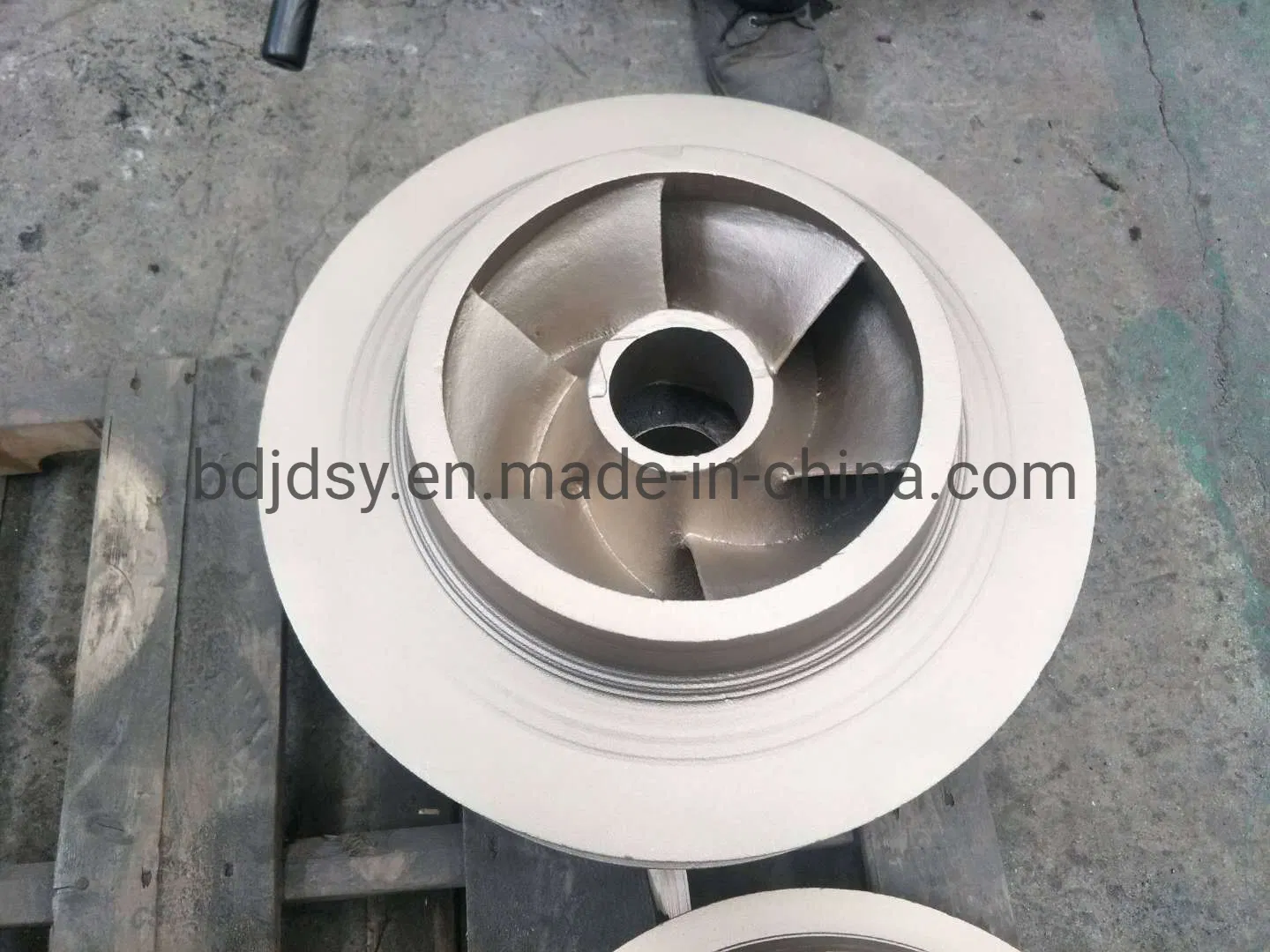 Customized Stainless Steel Sand Casting Part with CNC Machining Wheel