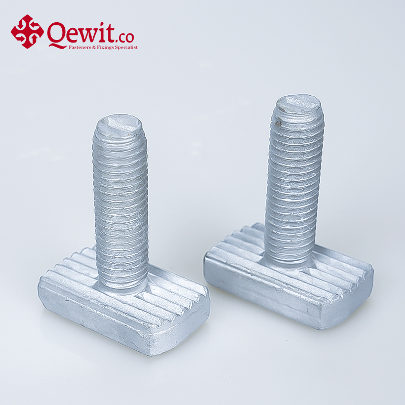 Универсальный анкерный болт для бетона и кирпича