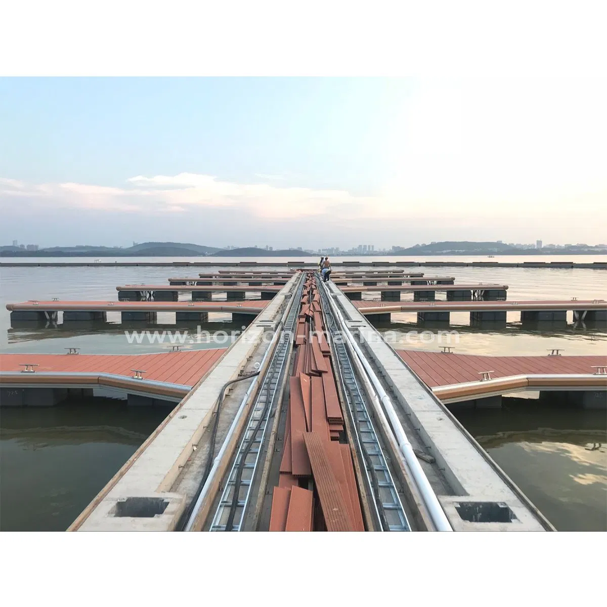 Hot Sale Durable Concrete Structure Floating Dock Pontoon