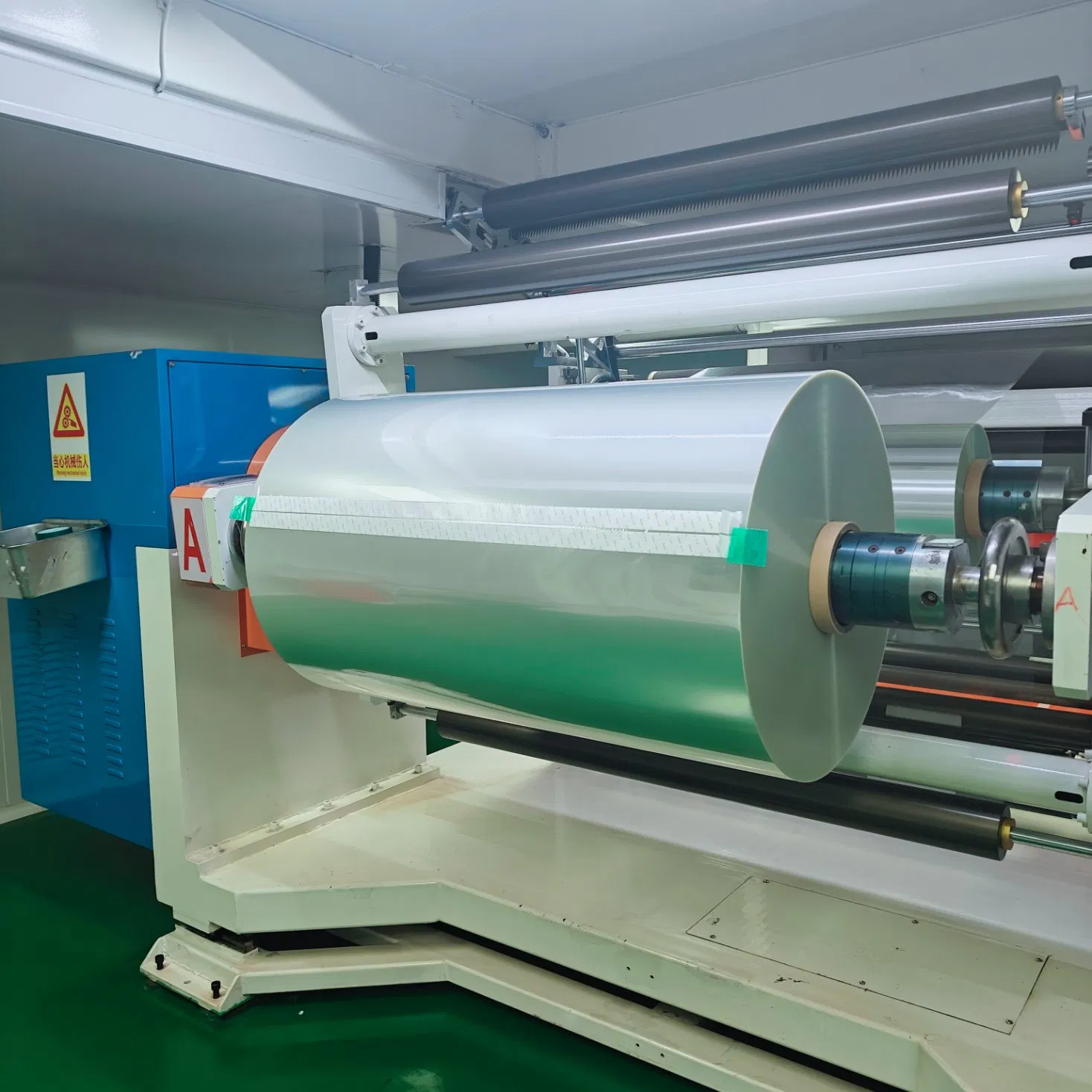 Customised BOPET Self Adhesive Label Facestock Film for Screen Printing Labels Material