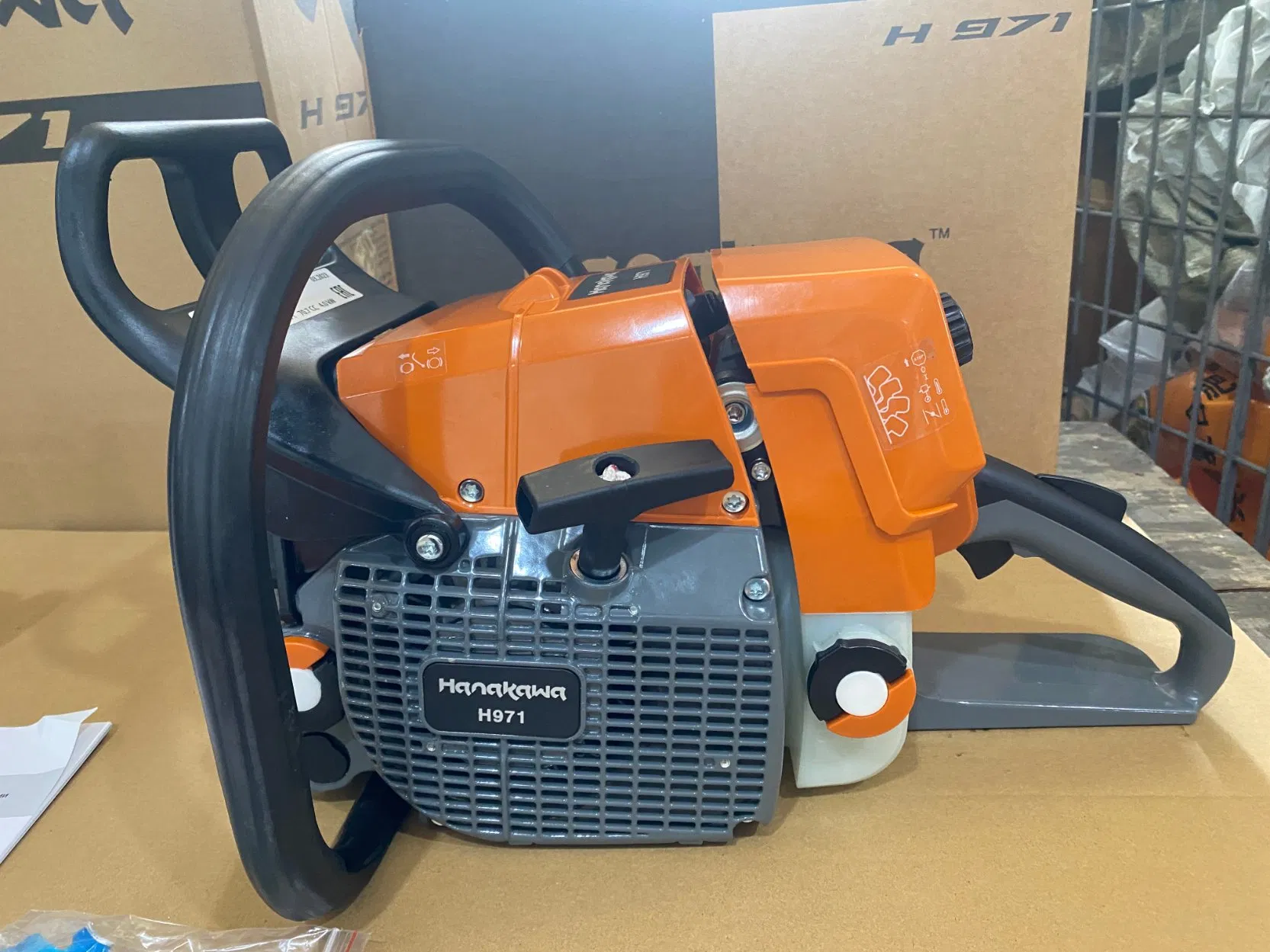 70.7cc Hanakawa H971 Professional Gasoline Chain Saw Heavy Duty Chainsaw for Logging MS440 044