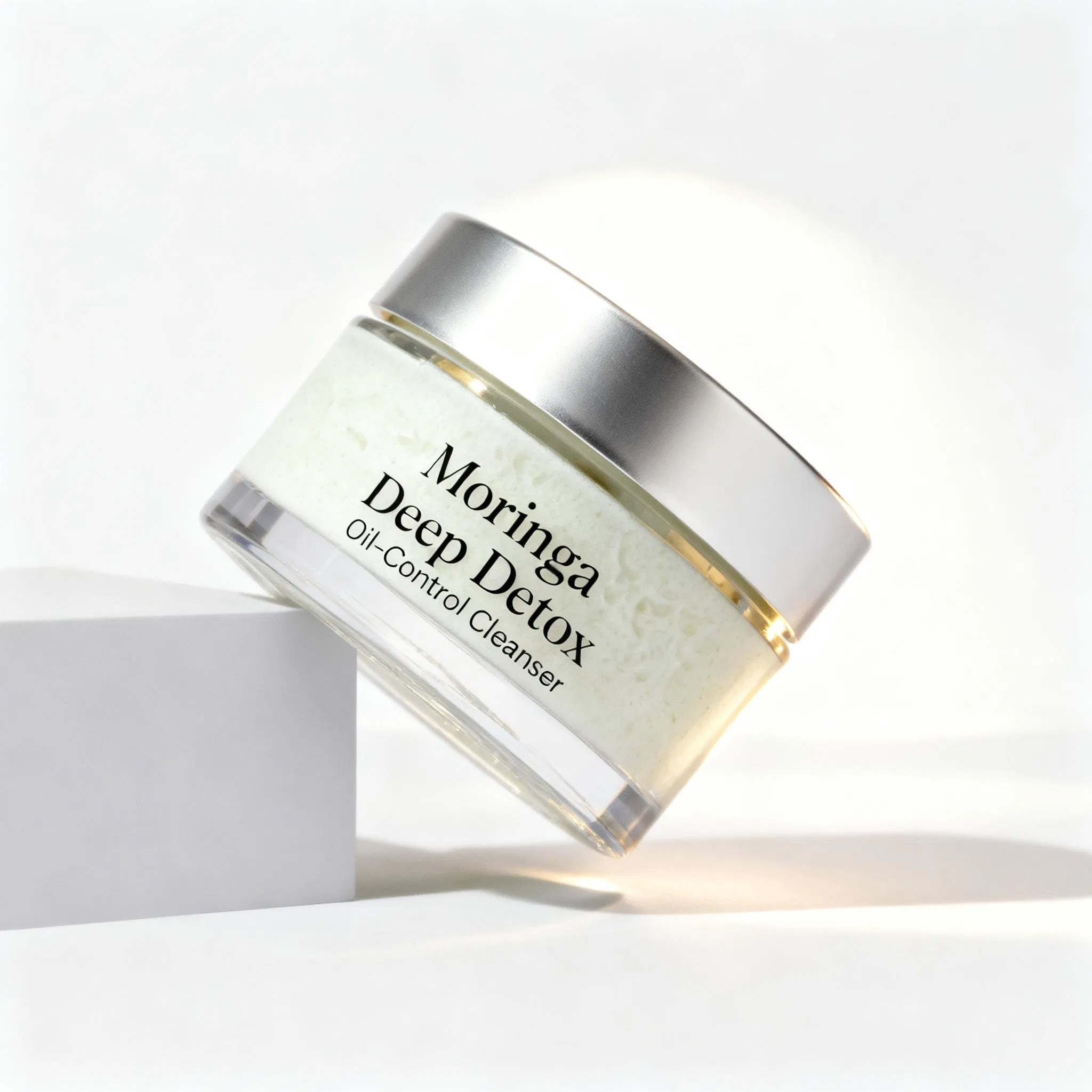 Hypoallergenic Rapid Emulsifying and Nourishing Face Cleanser with Moringa Seed Oil and Bisabolol for Conjunctivitis-Friendly Use