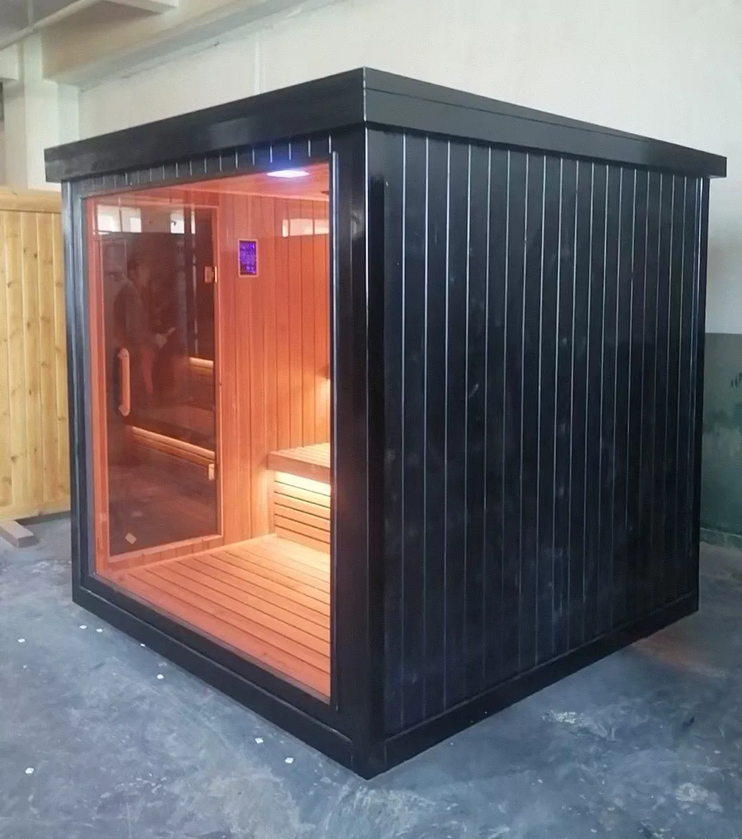 Традиционная сауна из красного кедра на 4 человек с парогенератором