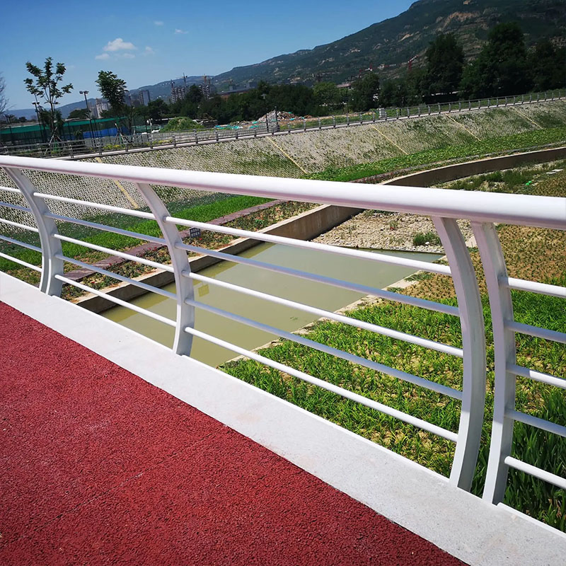 Factory Direct Sales Aluminum Wire Iron Bridge River Fencing